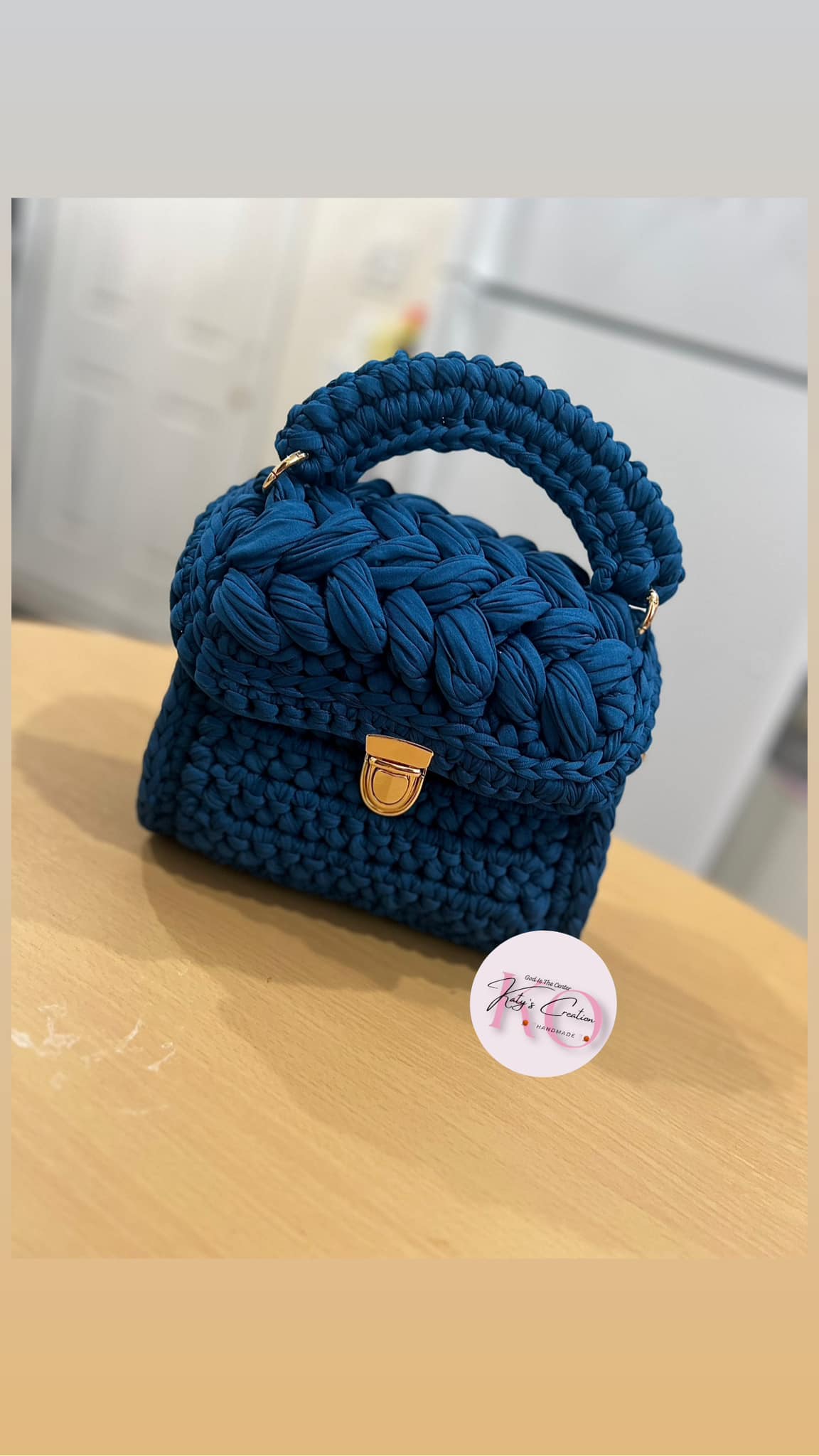 Handbag